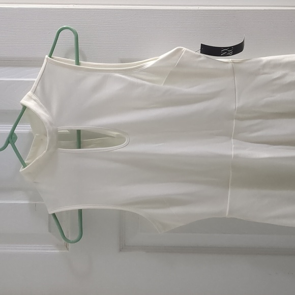 New York & Company, White dress, Size Small, New with tags - Picture 2 of 4